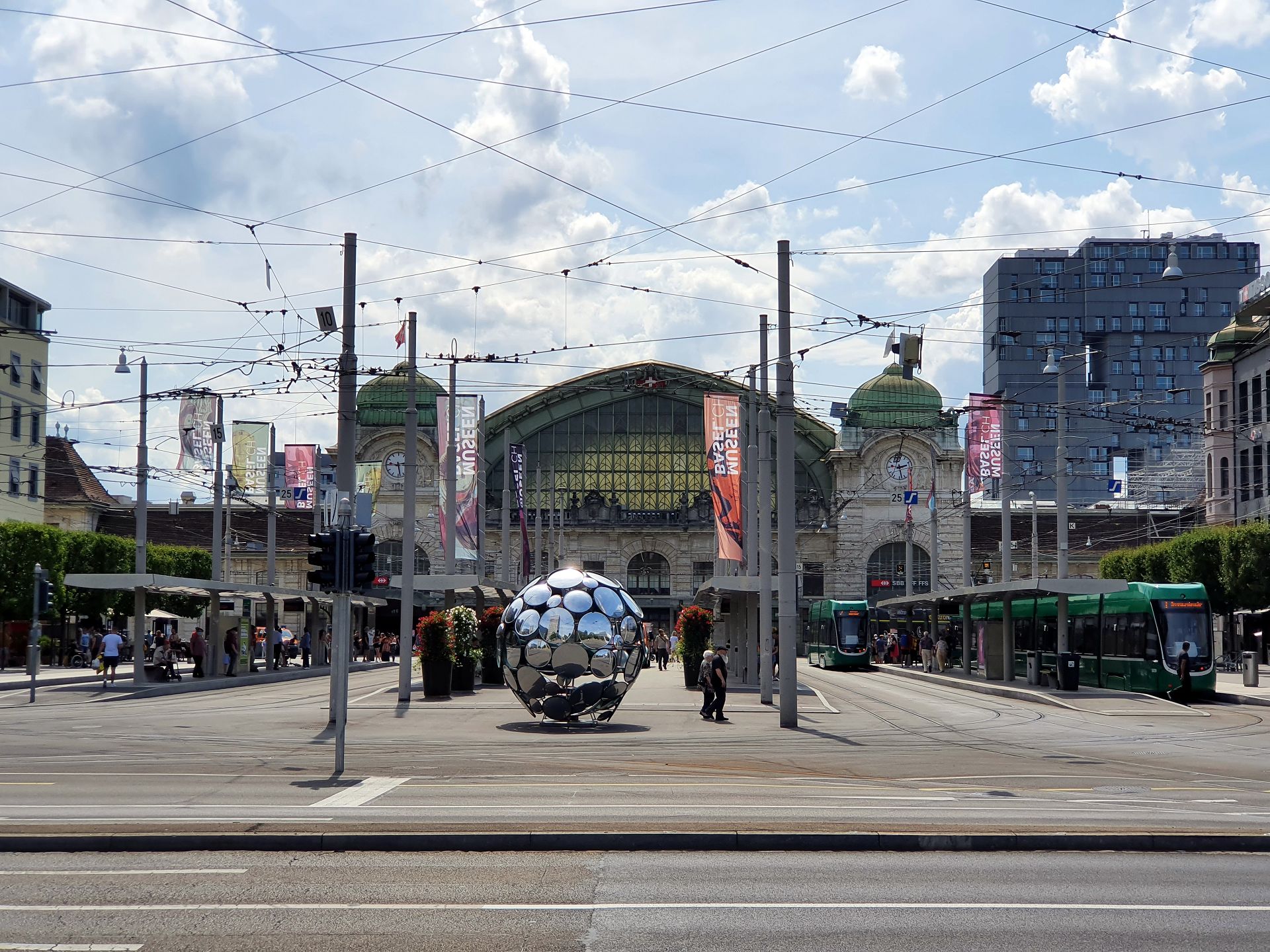 Bahnhof Basel SBB, Basel